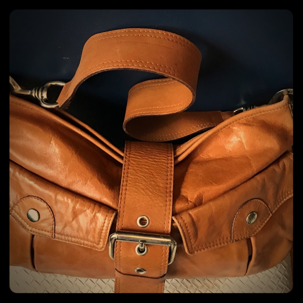 Kenneth Cole Leather Purse